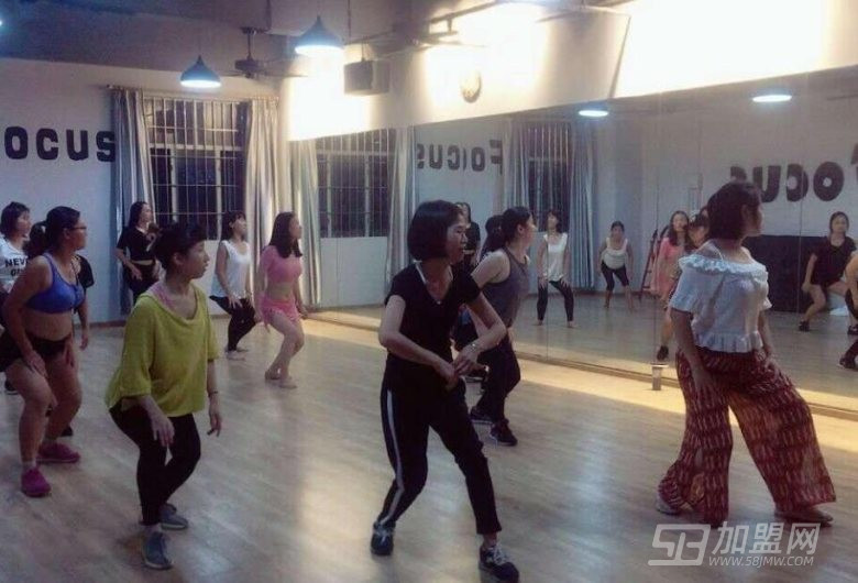 深圳舞蹈培训基地