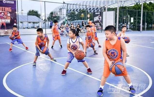 张卫平篮球训练营