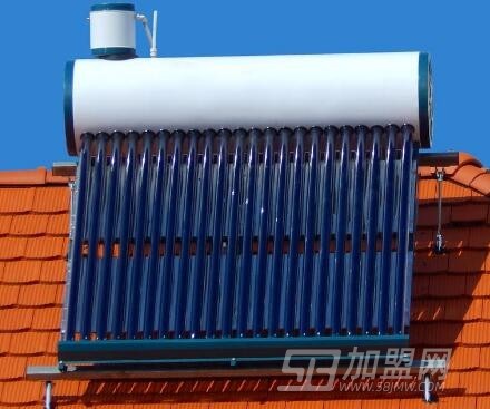群诺太阳能热水器