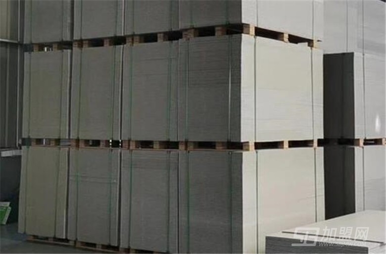 宏威中空建筑模板