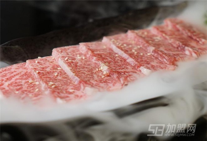 九两肉炭火烤肉