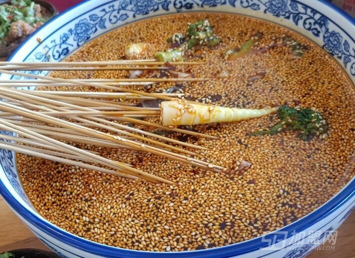 袁小生乐山钵钵鸡