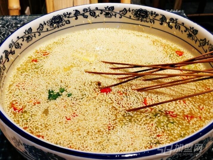 袁小生乐山钵钵鸡