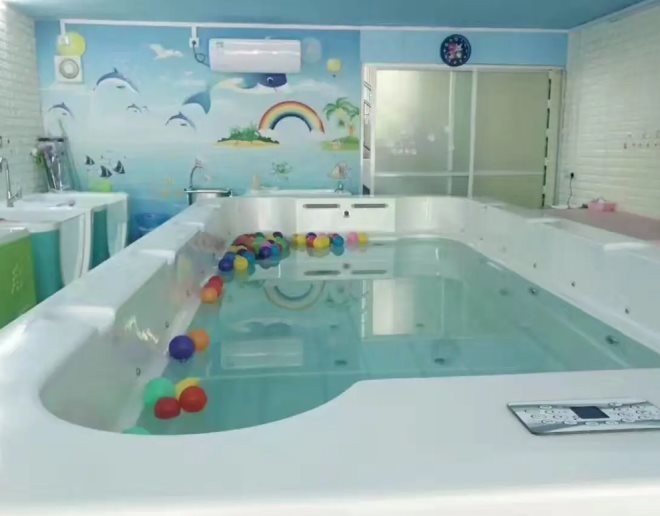 爱你游婴幼儿游泳馆