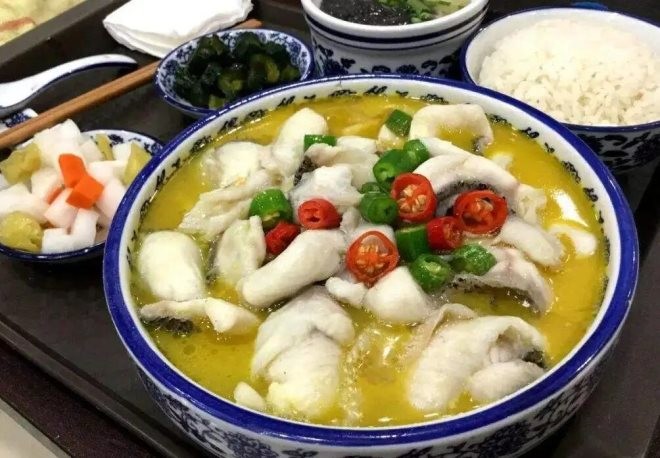 饭儿风酸菜鱼饭