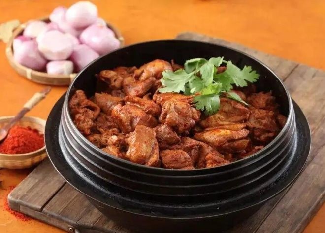 小万重庆鸡公煲