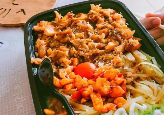 拾丈香烤肉拌饭