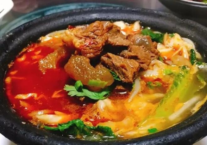 齐先生风味砂锅居