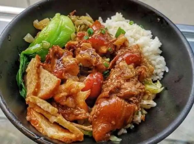 槑卤猪脚饭