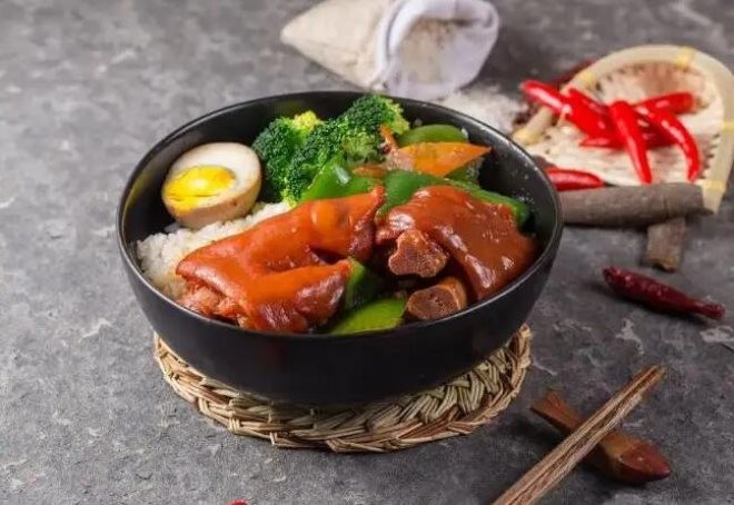 你的蹄儿猪脚饭