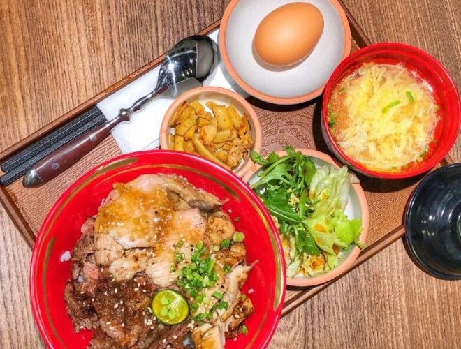 小自满烧肉饭