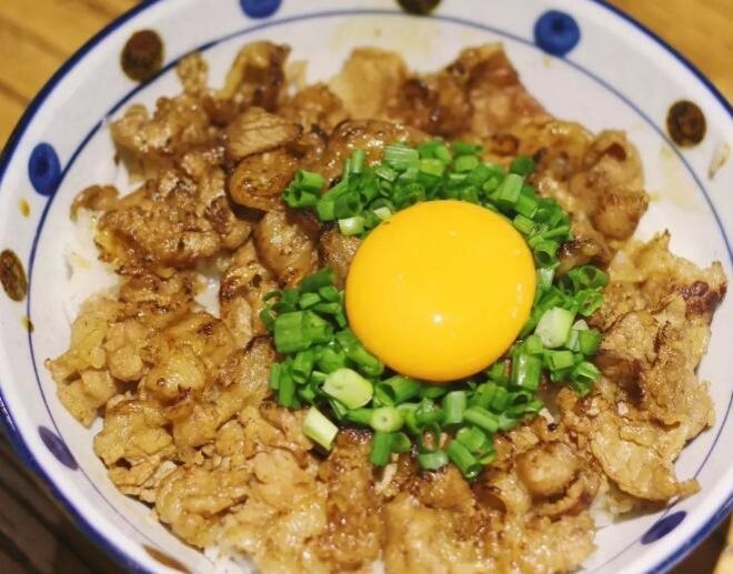 柒少爷烧肉饭