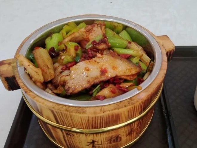 湘粉人家木桶饭