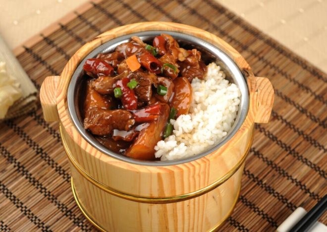 湘粉人家木桶饭
