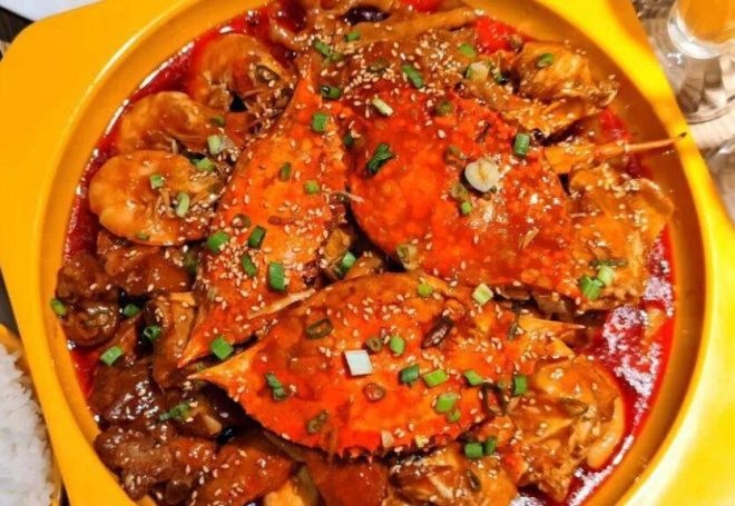 青岛么么嘴肉蟹煲