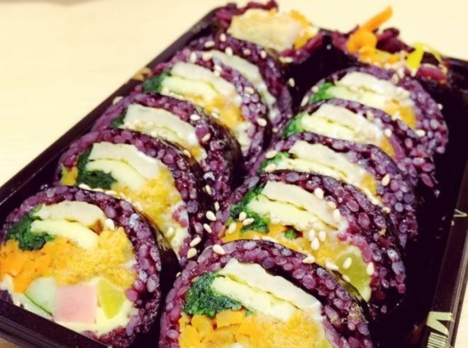 广州阿泽西紫菜包饭
