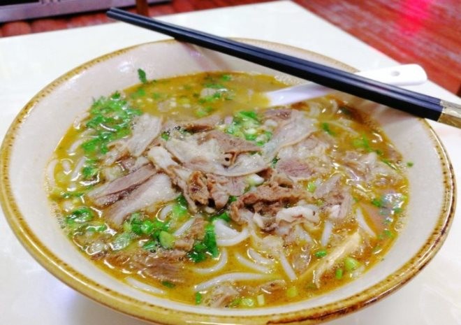 深圳小羊墩墩羊肉粉
