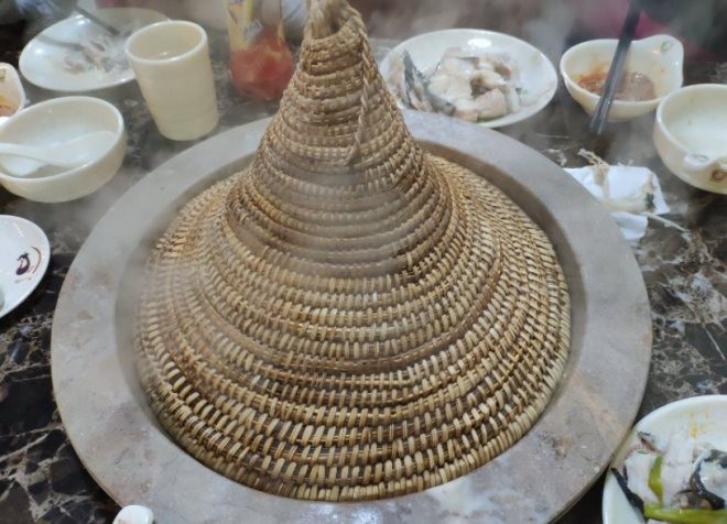 昕时器蒸汽石锅鱼