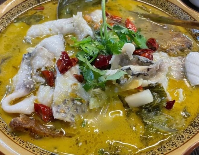 南宁甘大叔酸菜鱼米饭