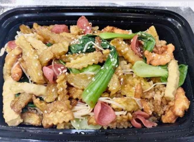 深圳偶遇饭先森干锅焖饭