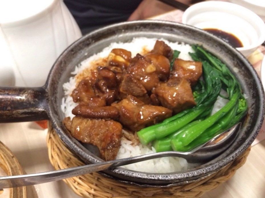 煲来饱去煲仔饭