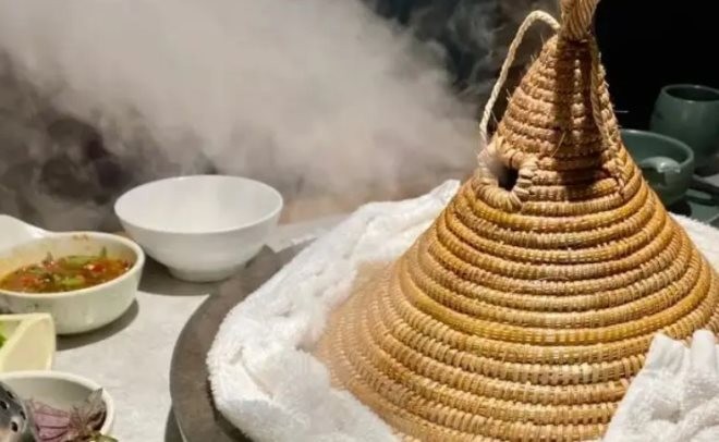 云南蒸汽石锅鱼