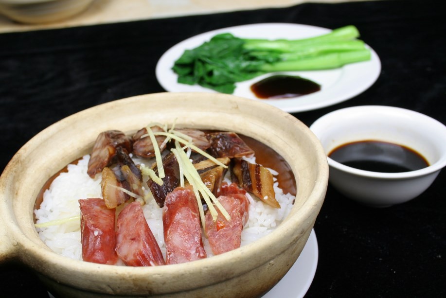 煲来饱去煲仔饭