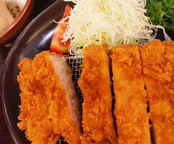 九割日式炸猪排