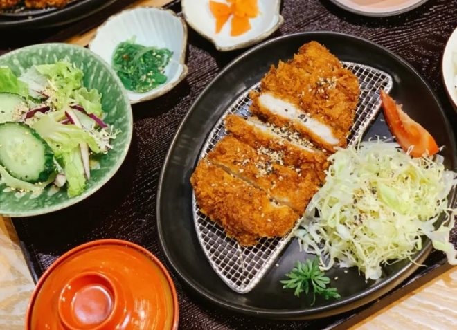 九割日式炸猪排