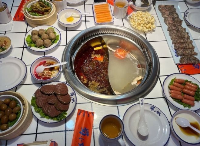 蜀小妖市井卤味火锅