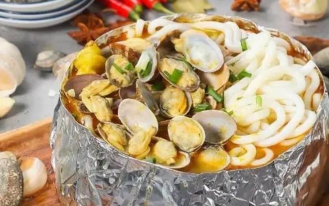 抱小鲜花甲