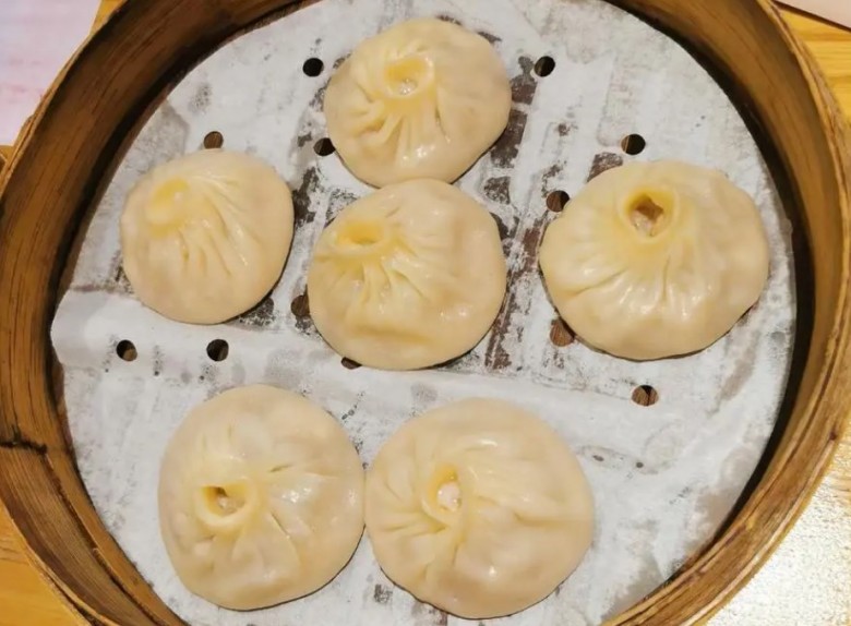 桃佰园灌汤包