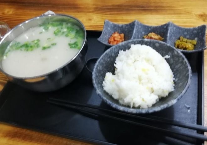 食八掌牛肉汤饭