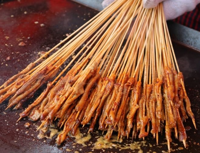 妍同学秘制烤鸭肠