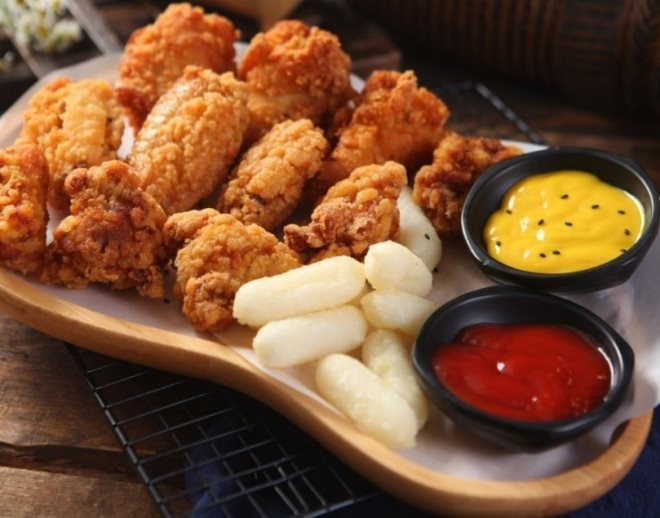 脆皮炸鸡店