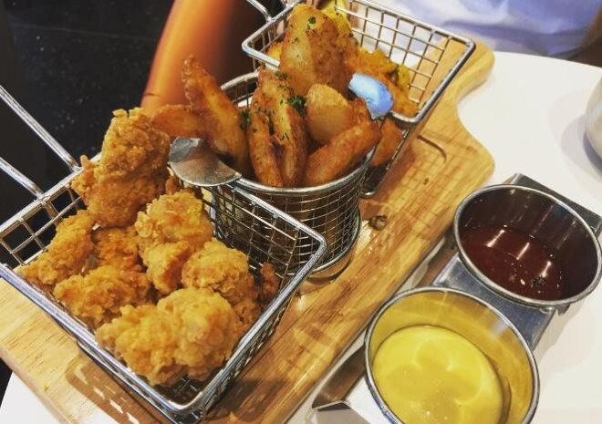 秘制炸鸡店