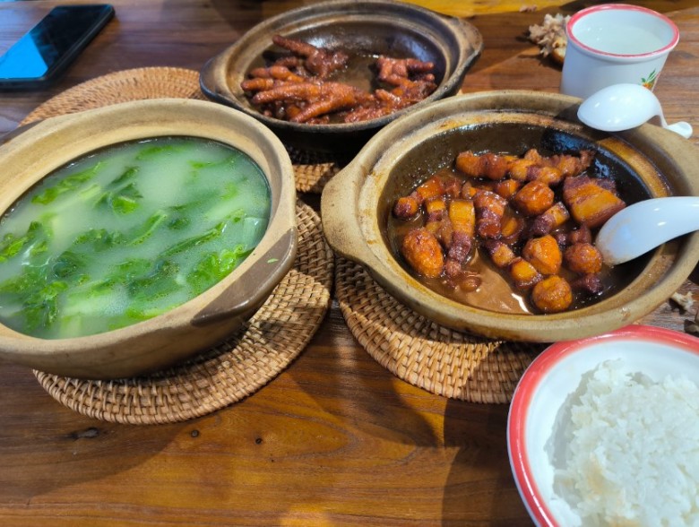 火炯炯传统砂锅菜加盟