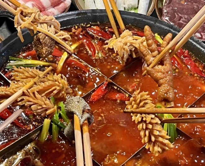 勾魂重庆老火锅
