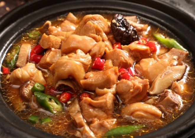 食百年鲁味黄焖鸡