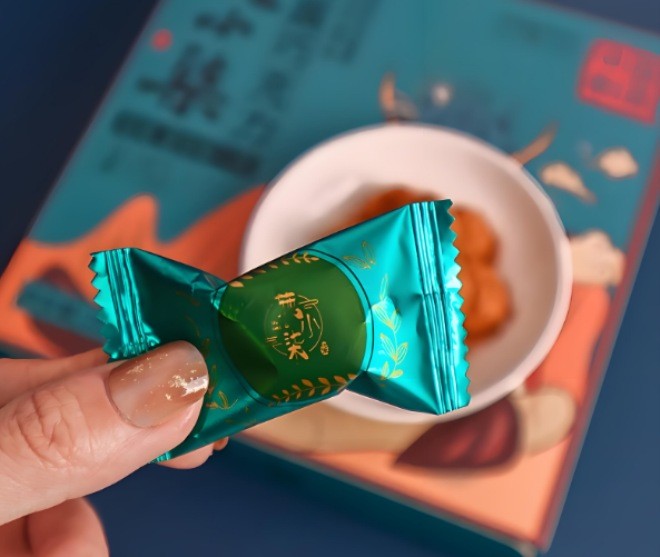 施小柒零食