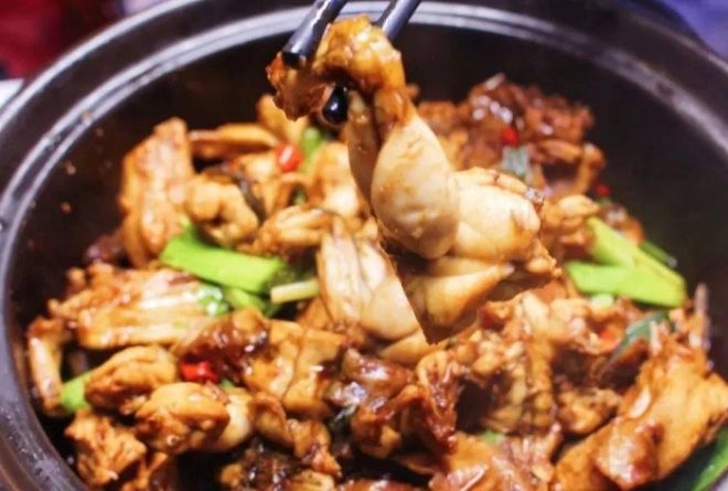 鸡煲店