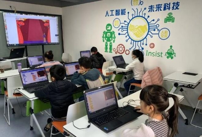 儿童机器人编程机构