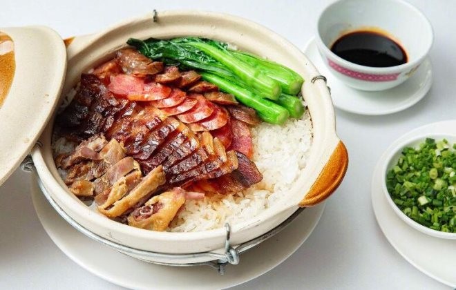谷色天湘煲仔饭