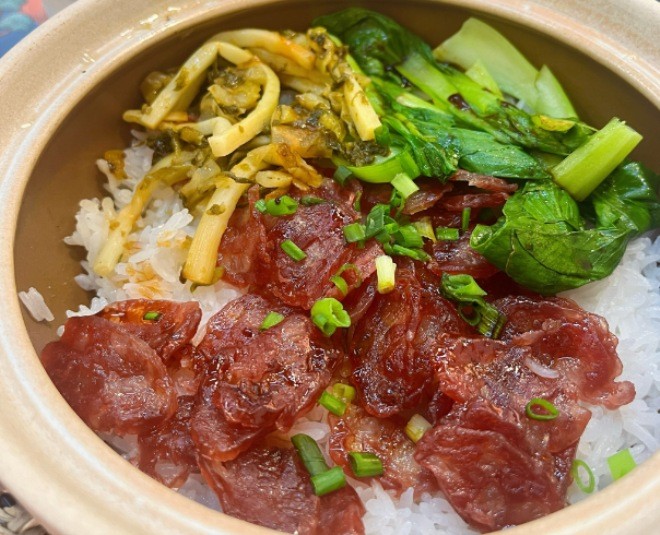 米太极湘味煲仔饭