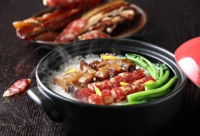 萬(wàn)家煲新派煲仔飯