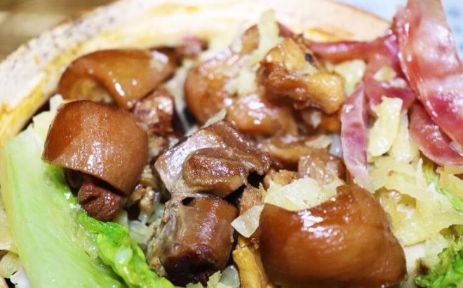 萬(wàn)家煲新派煲仔飯