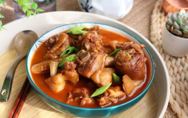 泉心味黄焖鸡