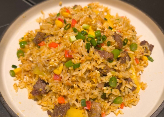 貓牙米炒飯