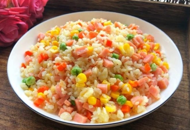 貓牙米炒飯