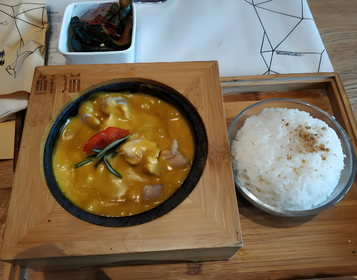 鲜猫海鲜饭加盟